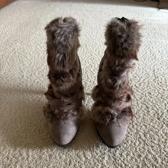 Elle Women's Faux Fur High Heel Boots Size 7 NEW - Picture 3 of 4